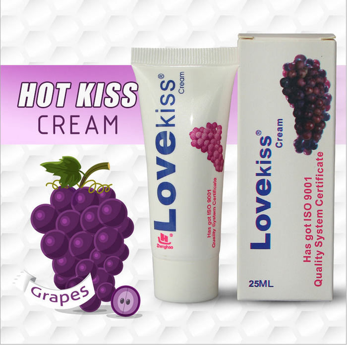 Gel bôi trơn Love Kiss hương nho ngọt mát tăng khoái cảm